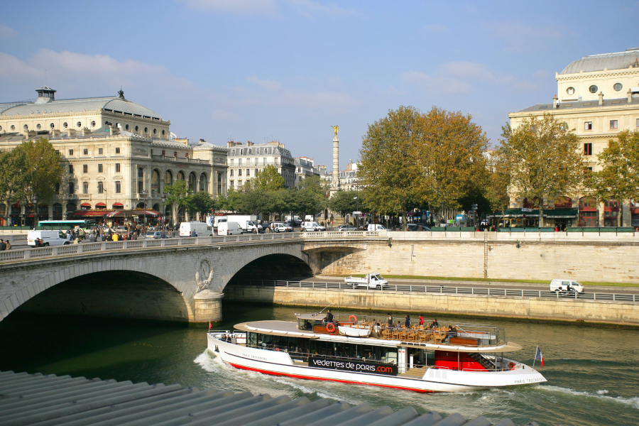 Discover unforgettable cruises on the Seine